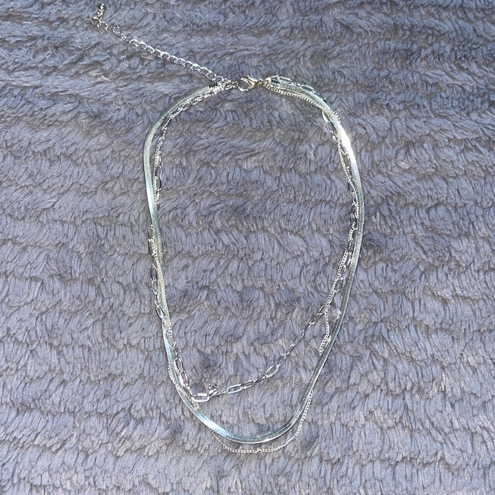 Silver Shein stacked necklace